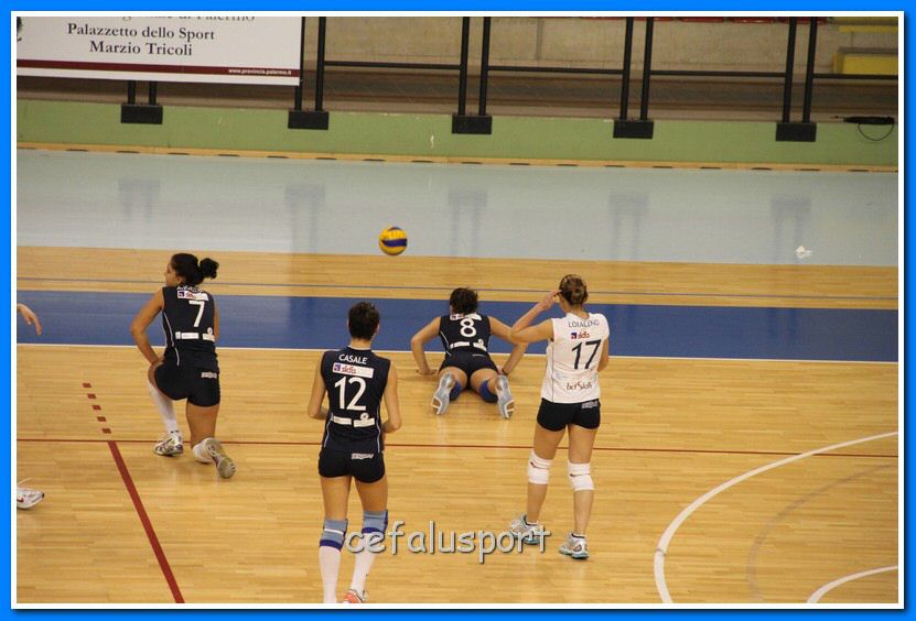 130120 volley 206_tn.jpg